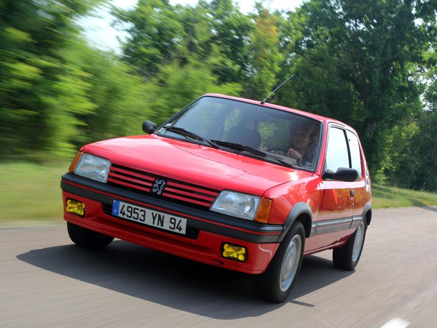  Peugeot 205 1.6 GTI 1983 года  (фото 22 из 32)